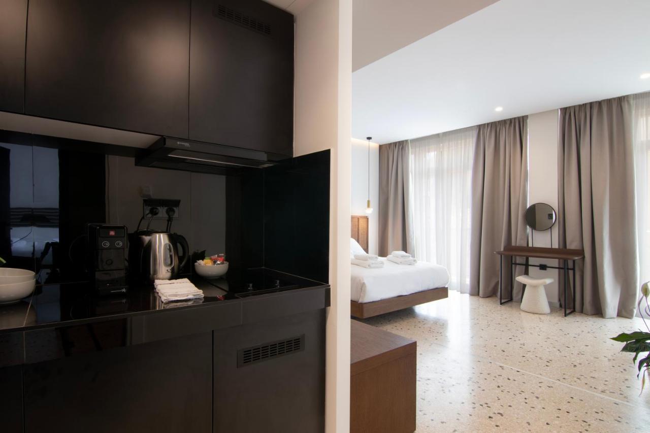 Mythodea Athens Suites Bagian luar foto